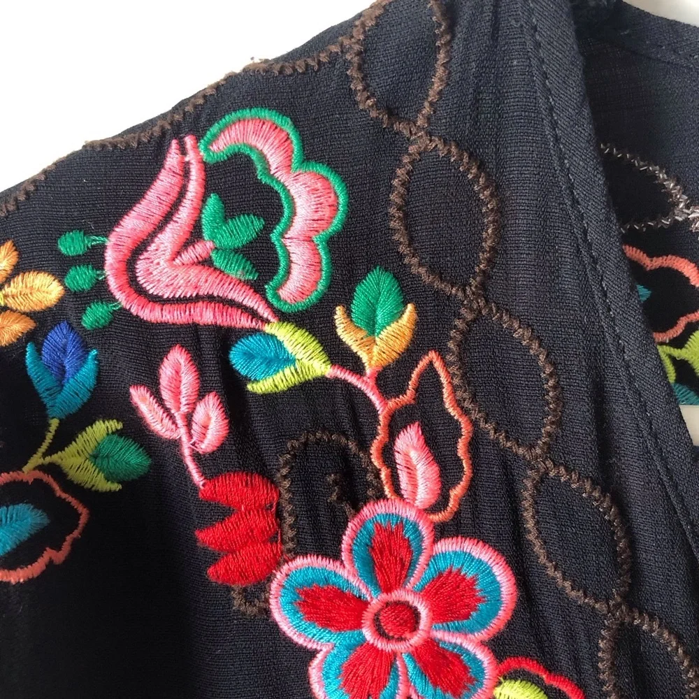 Misa boho embroidered top flared sleeve tassels lightweight vibrant floral. - Picture 5 of 9